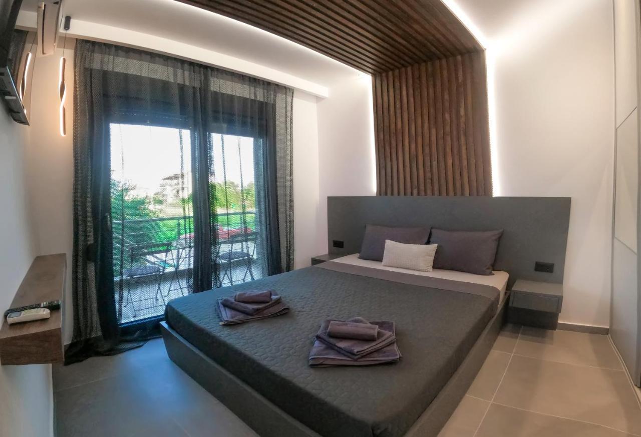 Berries Luxury Apartments Nea Moudania Exterior foto